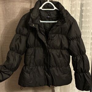 GAP Women's Classic Black Puffer Jacket